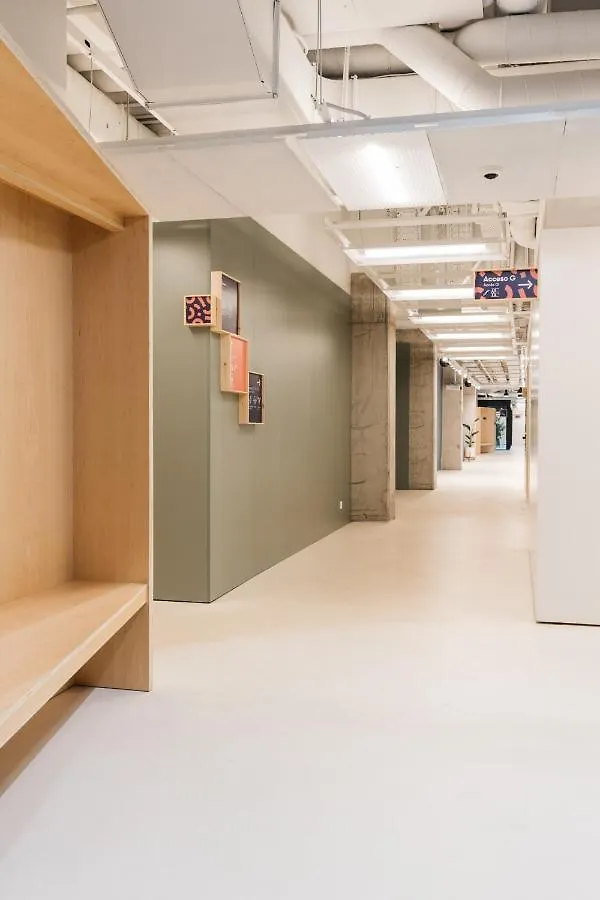 Apartment Pallars Student Accommodation: Spacious Studios for Barcelona Students