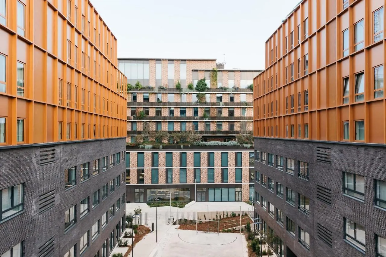 Pallars Student Accommodation: Spacious Studios for Barcelona Students