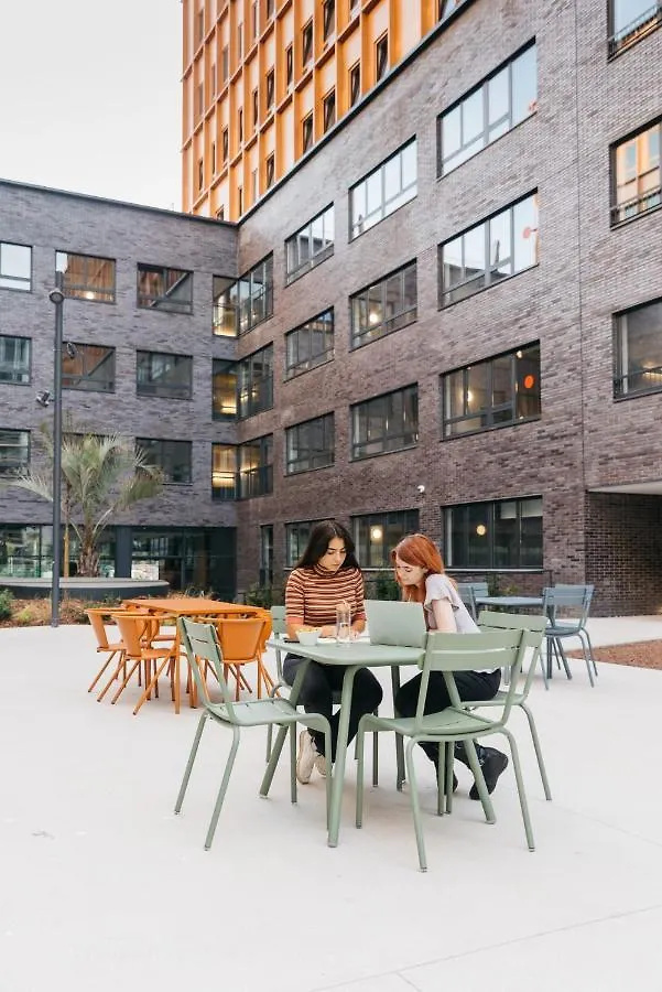 Pallars Student Accommodation: Spacious Studios for Barcelona Students 0*,  Spain