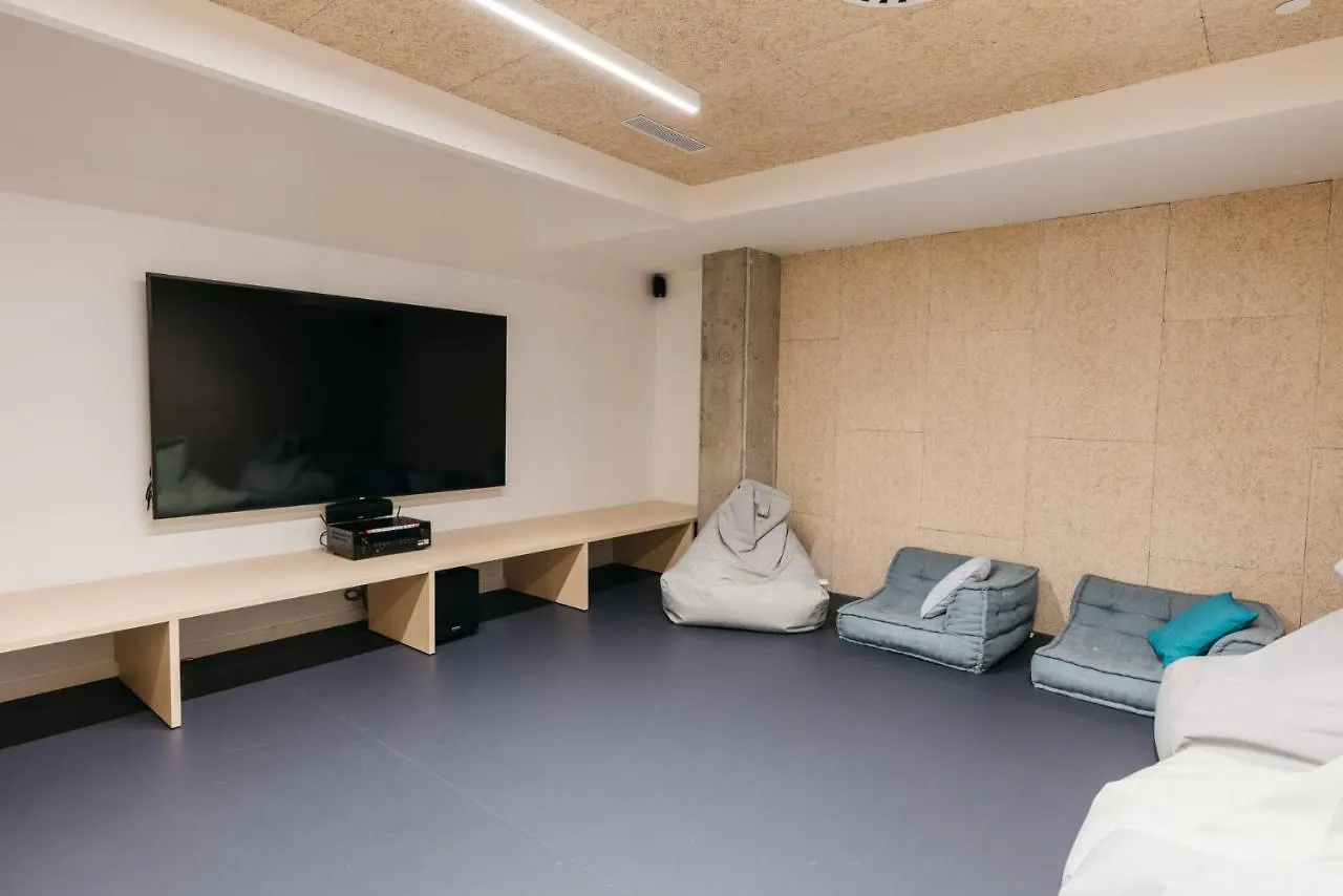 Pallars Student Accommodation: Spacious Studios for Barcelona Students 0*,  Spain