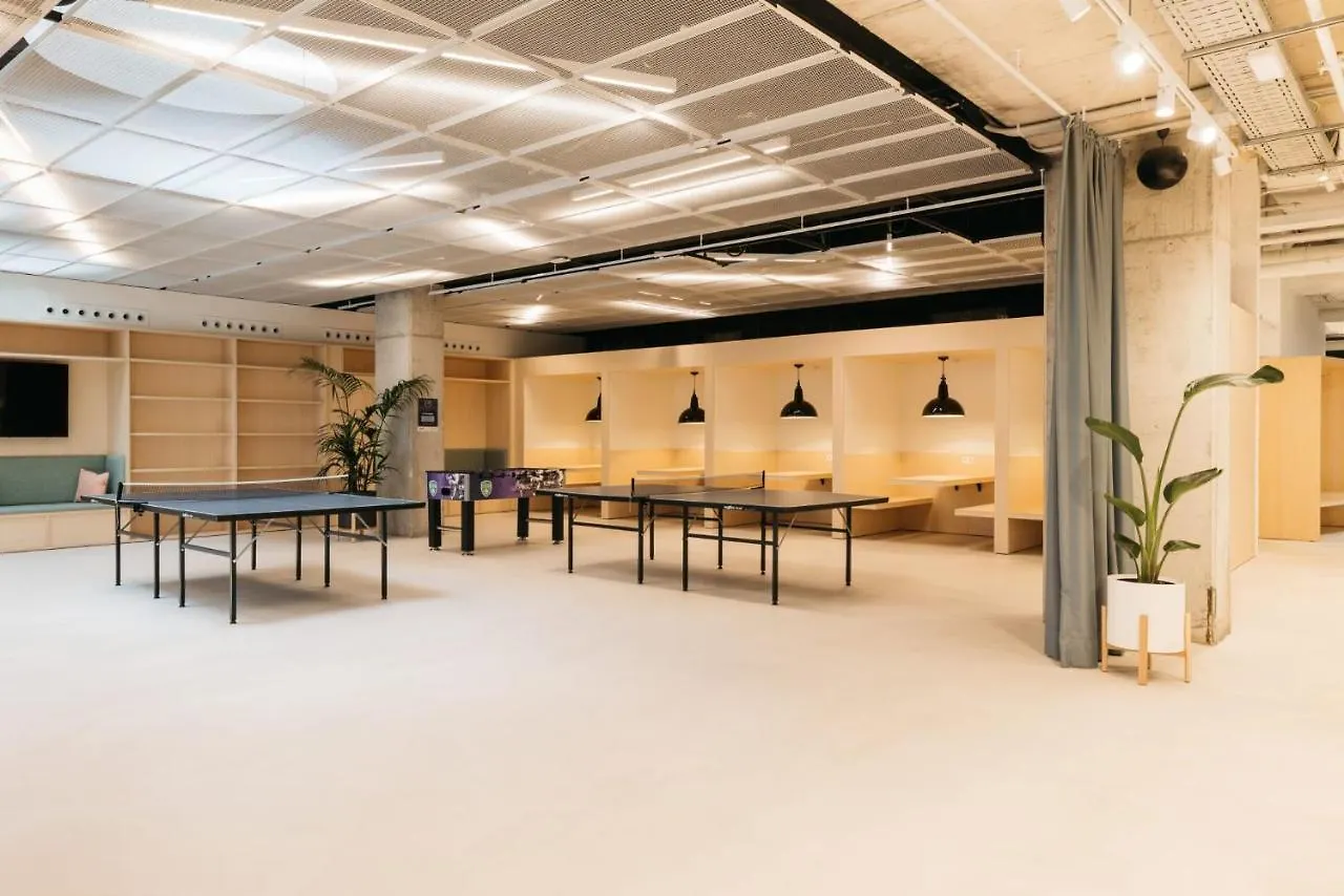 Pallars Student Accommodation: Spacious Studios for Barcelona Students Apartment