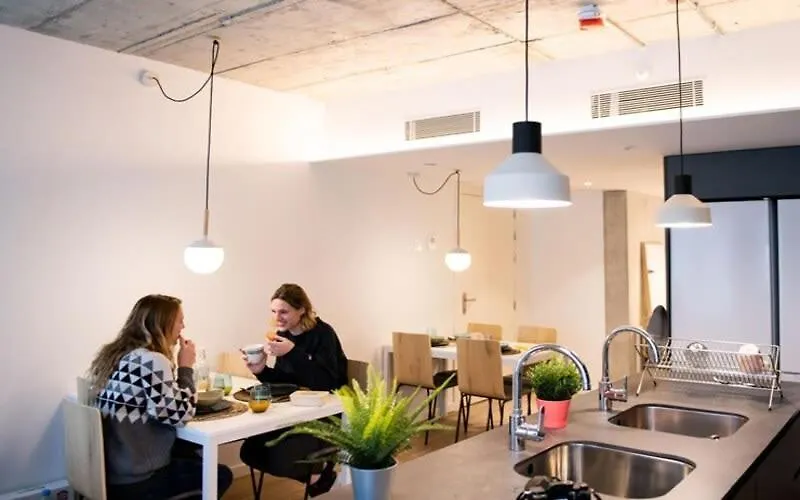 Apartment Pallars Student Accommodation: Spacious Studios for Barcelona Students Spain